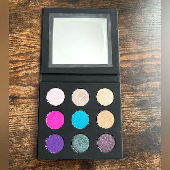 Make Up For Ever Palette 9 Artist Color High Impact Eyeshadow Palette, Vol. #2 - Picture 7 of 13